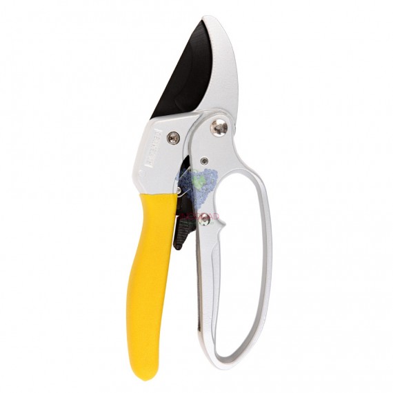 Секатор TITAN Yellow 022 садовый с храповым механизмом