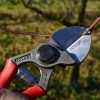 Секатор FALKET FAL2209 с двумя режущими лезвиями Секатор FALKET FAL2209 с двумя режущими лезвиями