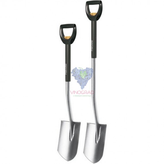 Лопата Fiskars SmartFit 131300 (1001567) штикова загострена з телескопічною ручкою Лопата Fiskars SmartFit 131300 (1001567) штикова загострена з телескопічною ручкою